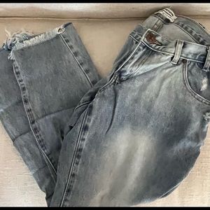 ONE TEASPOON free birds distressed denim SIZE 30